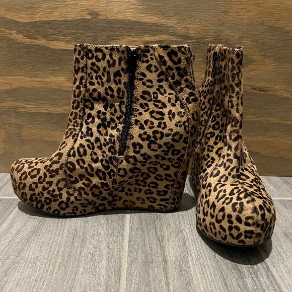 Jeffrey Campbell Pixie Leopard Fur Wedge AnkleBoot - Picture 2 of 9
